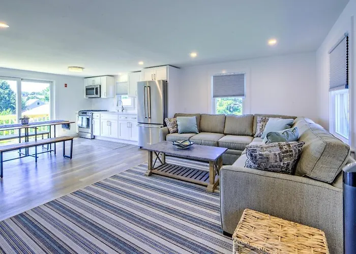 Town Neck Beach Retreat By The Marina