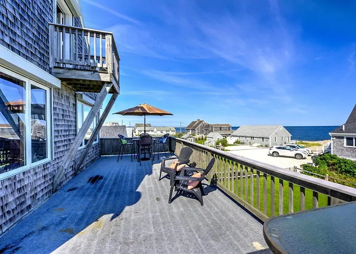 Modern Post Beam With Stunning Bay Views