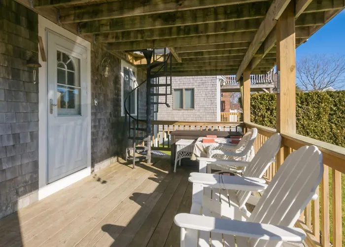 Relax Enjoy: Cape Cod Bayview Retreat
